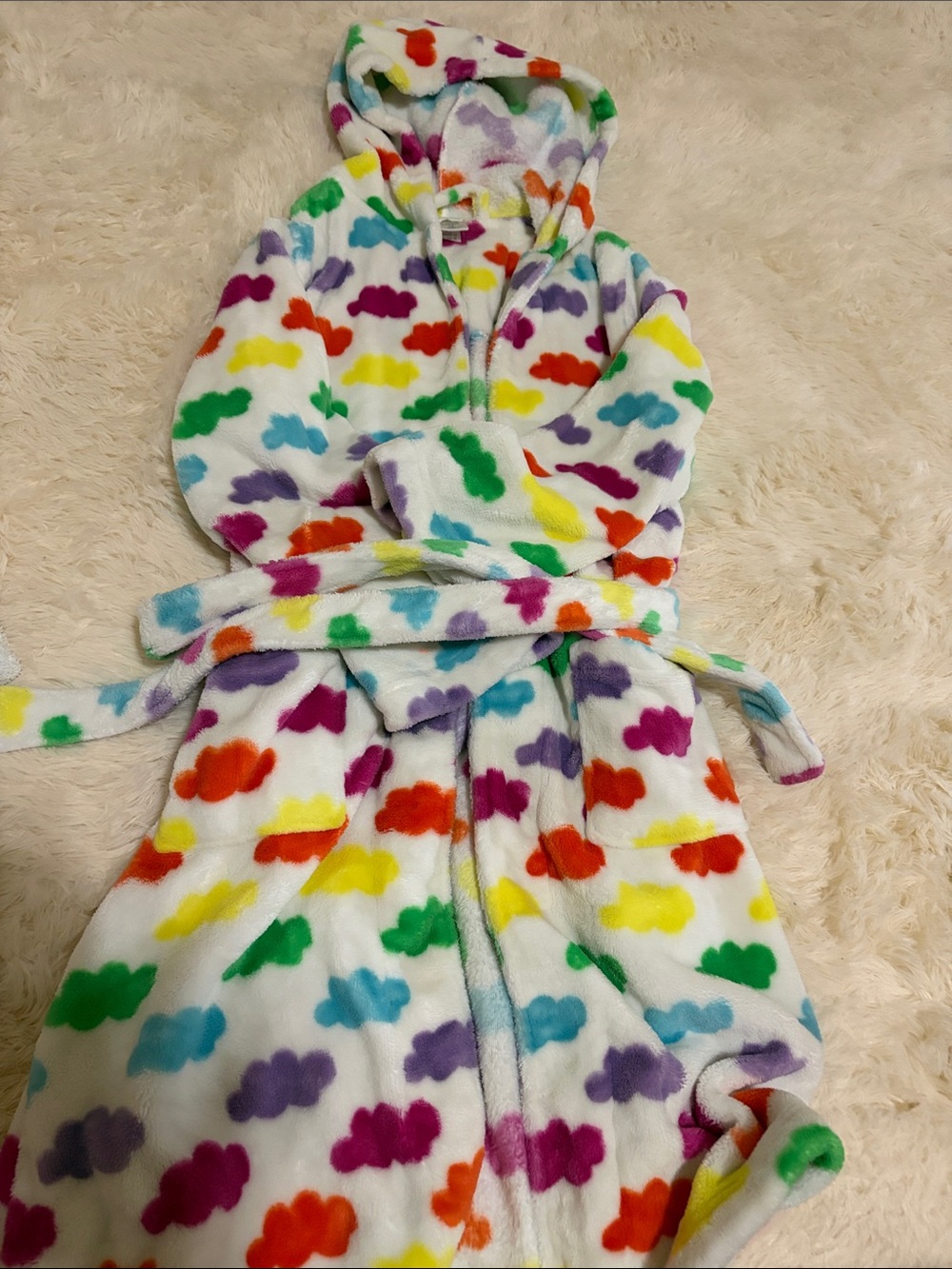 Tucker + Tate White Fleece Robe with Multicolor Dots